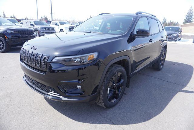 2023 Jeep Cherokee ALTITUDE in Cars & Trucks in Regina - Image 3