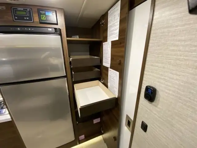 2025 Winnebago View 24D in RVs & Motorhomes in Abbotsford - Image 24