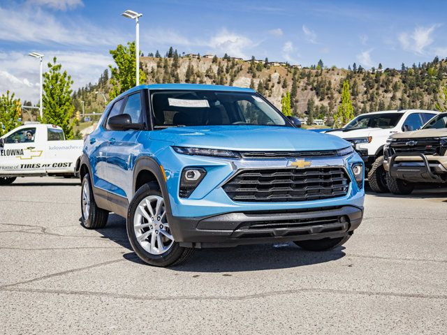 2025 Chevrolet Trailblazer LS in Cars & Trucks in Kelowna - Image 2