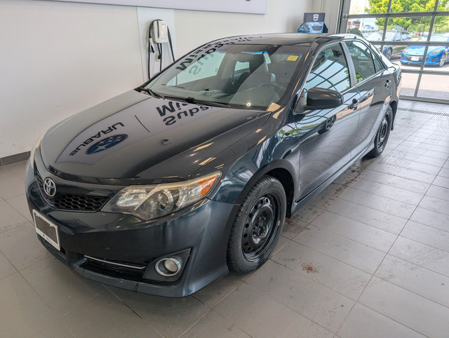 2012 Toyota Camry SE SE |2 SETS OF TIRES/RIMS| SOLD ASIS | CL... in Cars & Trucks in Mississauga / Peel Region - Image 3
