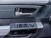 CREWCAB LIMITED, HEATED LEATHER, SUNROOF, CARPLAY, COLLISION WARNING, LANE DEPARTURE, 36O CAMERA, BL... (image 9)