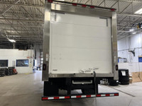 2017 Ford F550 Xl -Diesel 6.7l - BOÎTE 15'4long X 7'5largX7haut - ENTIEREMEMT ISOLER FINITION KEMLIT... (image 6)
