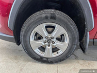 Wheels: 17 Alloy, Trunk/Hatch Auto-Latch, Trip Computer, Transmission: Continuously Variable (CVT),... (image 5)