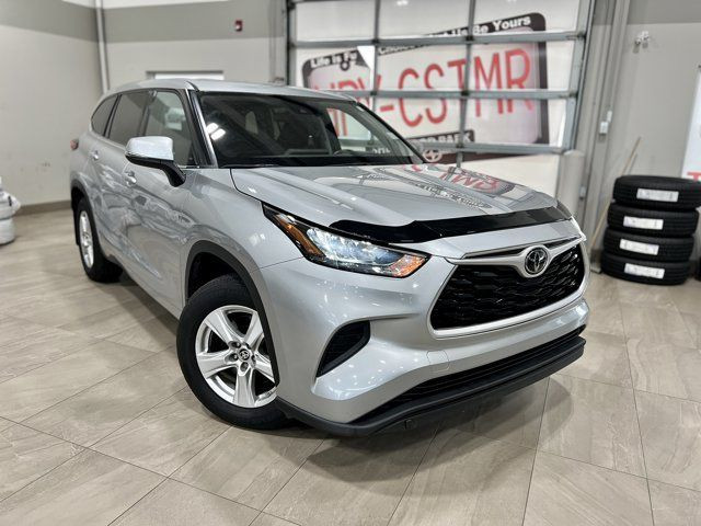 2020 Toyota Highlander LE AWD 8-Pass | Heated Front Seats in Cars & Trucks in Edmonton - Image 3