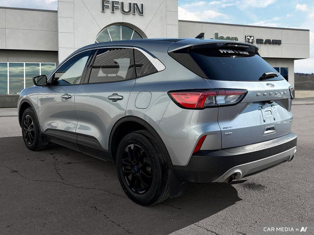 2022 Ford Escape SE AWD Apple Car Play | AWD | TURBO | ECOBOOST in Cars & Trucks in Saskatoon - Image 3