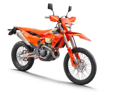 Save $3000 OR Finance as low as 2.99%/60 Months OAC!!!* *HST and Licensing Extra *Additional discoun...