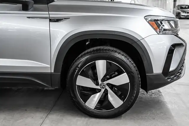 2023 Volkswagen Taos Trendline 1.5T 7sp at DSG w/ Tip 4M 4 Motio in Cars & Trucks in City of Montréal - Image 8