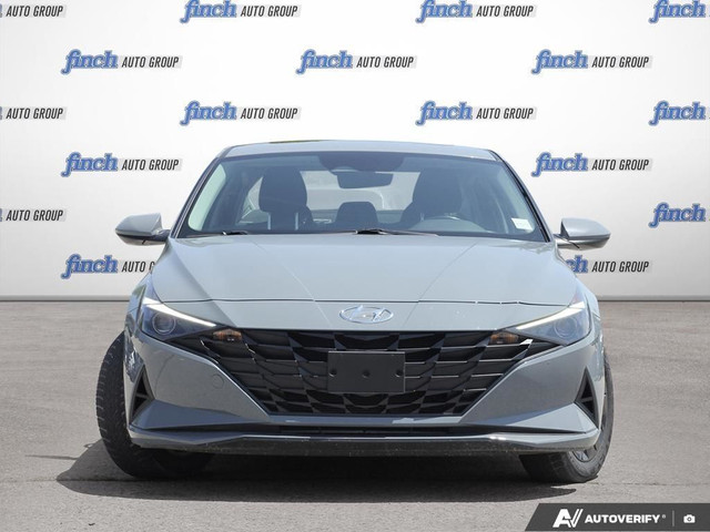 2022 Hyundai Elantra Preferred w/Sun & Tech Pkg power sunroof... in Cars & Trucks in London - Image 2