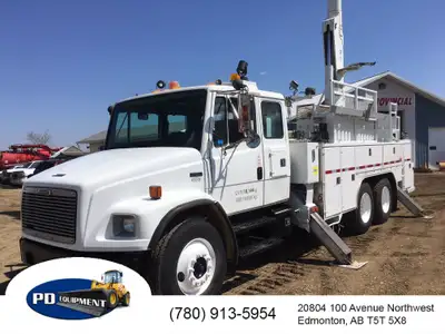 2000 Freightliner FL80 T/A Bucket Truck 275 H.P. Cat engine, Allison auto transmission, A/R suspensi...