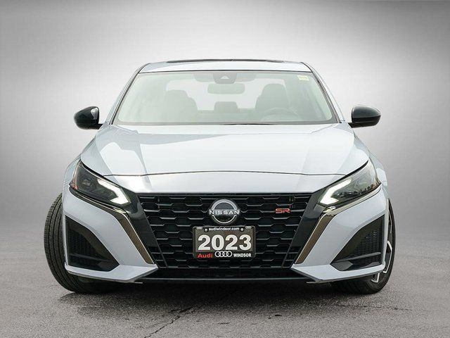 2023 Nissan Altima SR | Moonroof | All Wheel Drive | in Cars & Trucks in Windsor Region - Image 2