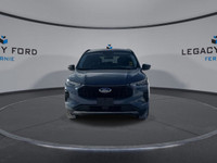 *Sunroof, Power Liftgate, 200A Equipment Group!* This 2025 Ford Escape is engineered to be powerful,... (image 2)