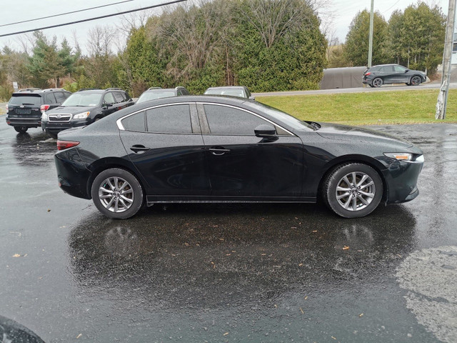 2019 Mazda MAZDA3 in Cars & Trucks in Belleville - Image 4