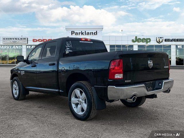 2024 Ram 1500 Classic Tradesman SXT Crew 4x4 Hemi Rear Camera in Cars & Trucks in St. Albert - Image 3
