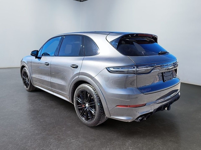 2021 Porsche Cayenne GTS AWD TOIT PANO NAVI CUIR CHAUFFANT/VENTI in Cars & Trucks in Laval / North Shore - Image 4