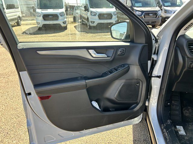 2025 Ford Escape Active in Cars & Trucks in Edmonton - Image 4