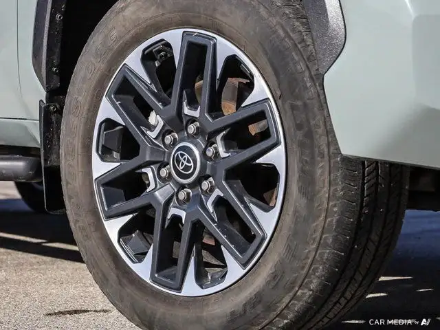 2022 Toyota Tundra Limited Hybrid | Remote Start | Sunroof in Cars & Trucks in Grande Prairie - Image 11