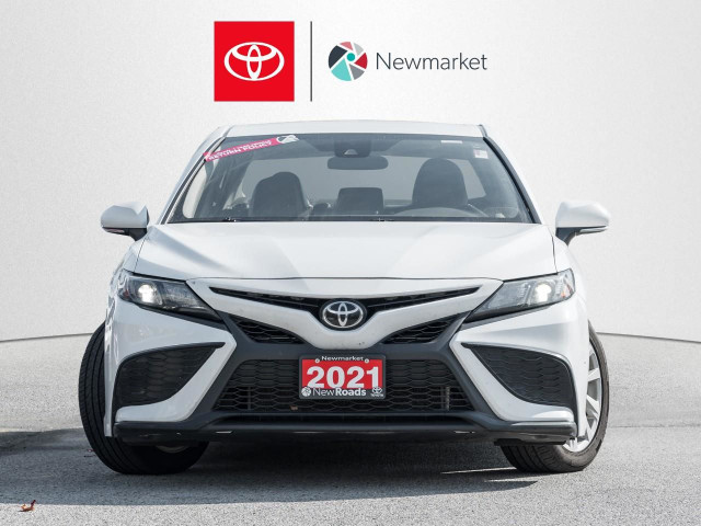 2021 Toyota Camry SE in Cars & Trucks in Markham / York Region - Image 2