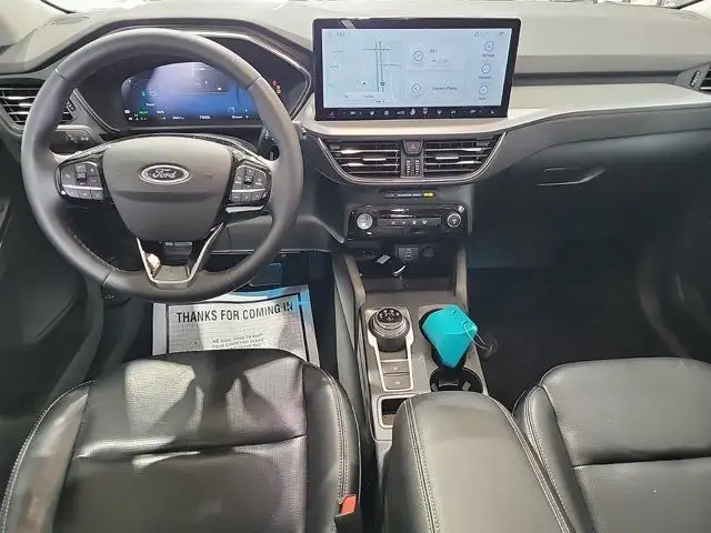 2024 Ford Escape Platinum AWD | Vista Roof | Class II Tow Pkg in Cars & Trucks in Guelph - Image 5
