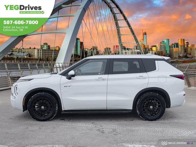2025 Mitsubishi Outlander Plug-In Hybrid GT in Cars & Trucks in Edmonton - Image 3