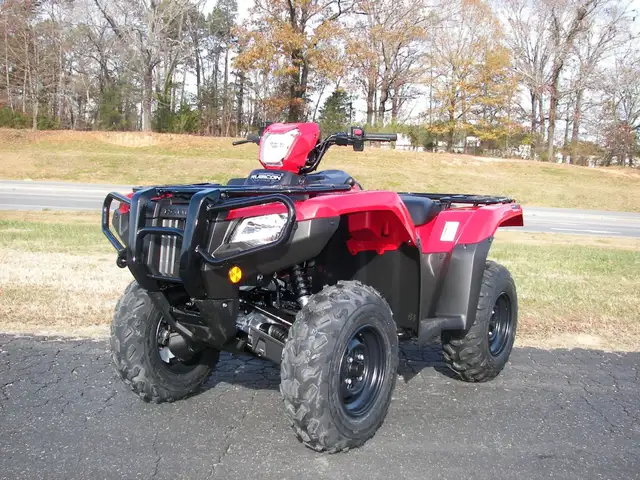 2025 HONDA FOREMAN RUBICON 4X4 DCT EPS (FINANCING AVAILABLE) in ATVs in Strathcona County - Image 6