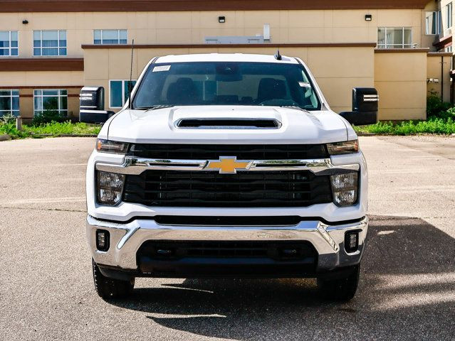 2025 Chevrolet Silverado 2500HD LT in Cars & Trucks in Strathcona County - Image 3