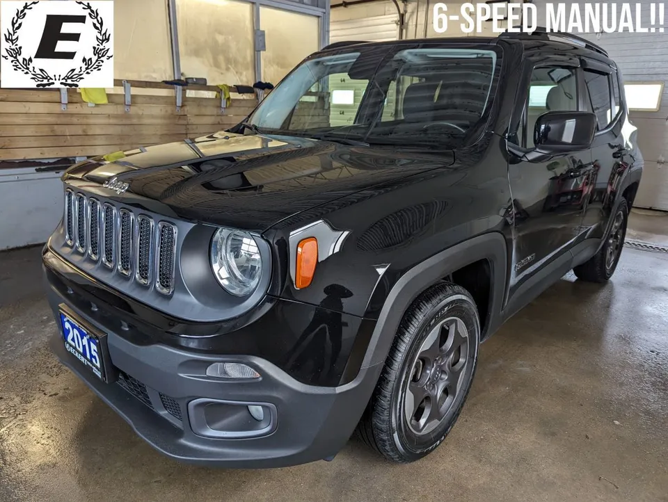 2015 Jeep Renegade North 6-SPEED MANUAL!!