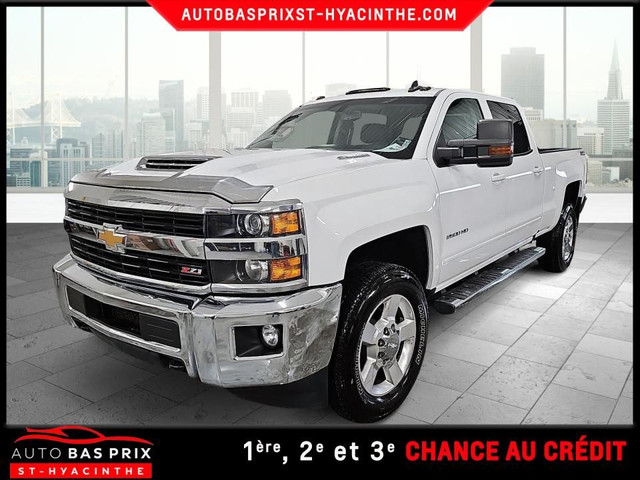 Chevrolet Silverado 2500 LT, DURAMAX, CREW 2017 in Cars & Trucks in Saint-Hyacinthe