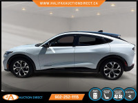 PREMIUM TRIM.MUSTANG MACH E4X EV ELECTRIC VEHICLE .346 H.P. 0 TO 60 ACCELERATION 4.8 SECONDS! 88KWH... (image 7)
