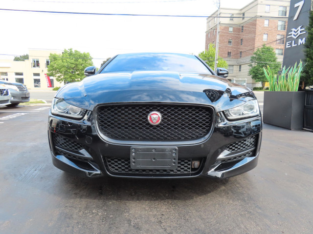 2017 Jaguar XE V6 R-SPORT PKG - AWD - NAVI - LEATHER - SUNROOF ! in Cars & Trucks in Oakville / Halton Region - Image 3