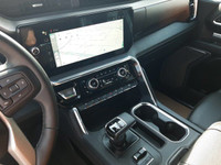 This GMC Sierra 1500 delivers a Turbocharged Diesel I6 3.0L/183 engine powering this Automatic trans... (image 9)