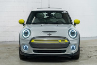 Francais: * Premier+ Line * Jantes 17 pouces MINI Electric Power Performance * Toit et rétroviseurs... (image 2)