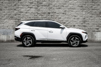 Cooled Seats, Sunroof, Leather Seats, Navigation, Premium Audio! 6 LOCATIONS KINGSTON - (613) 384-56... (image 1)