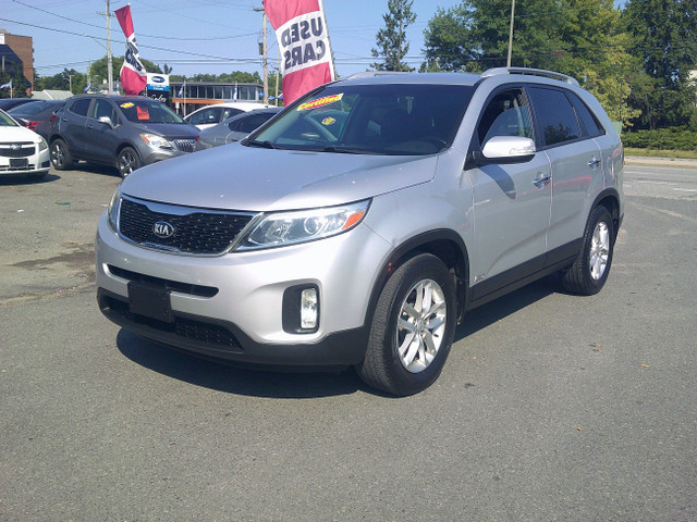 2015 Kia Sorento LX ***ON or QC Safety Included*** in Cars & Trucks in Ottawa - Image 3