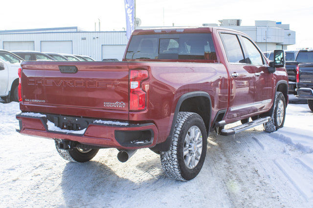  2024 Chevrolet Silverado 2500HD High Country 6.6L Diesel in Cars & Trucks in Edmonton - Image 4