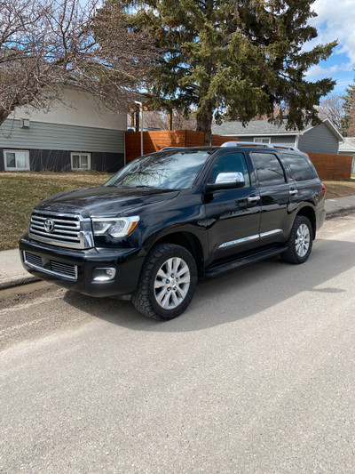 2018 Toyota Sequoia Platinum - only ~98,000kms