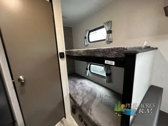 2023 KZ Sportsmen Classic 180BH in Travel Trailers & Campers in Truro - Image 7