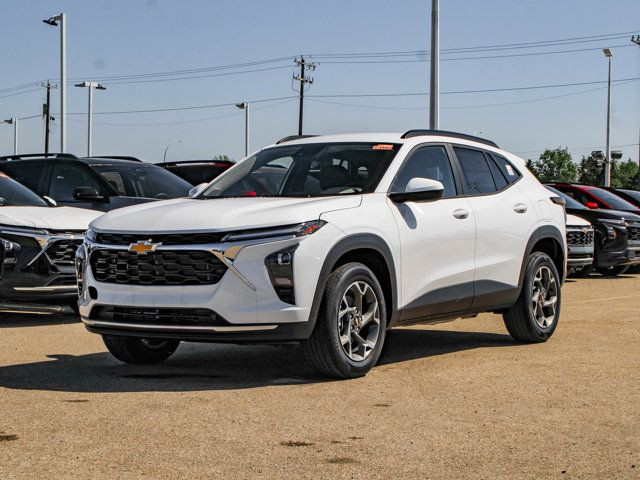 2025 Chevrolet Trax LT in Cars & Trucks in Edmonton - Image 4