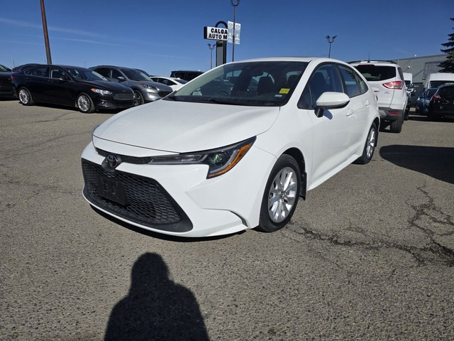 2022 Toyota Corolla LE in Cars & Trucks in Calgary - Image 3
