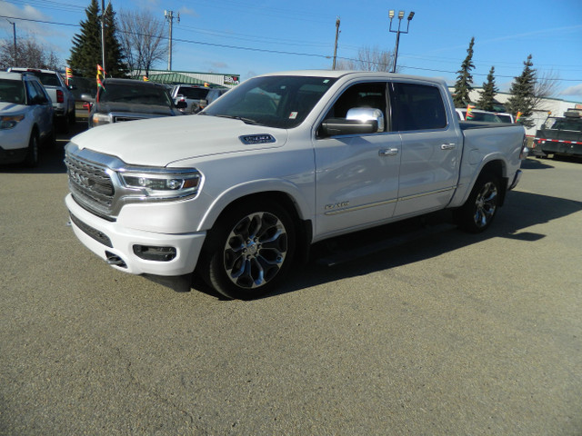 2019 Dodge RAM 1500 LIMITED EDITION /ONLY 32 000 KMS in Cars & Trucks in Edmonton - Image 4