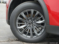 Experience the refined power and confident handling of this 2025 Mazda CX-70 GS-L MHEV. This SUV boa... (image 5)
