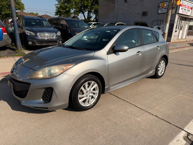 2012 Mazda MAZDA3 GS-SKY in Cars & Trucks in Hamilton - Image 4