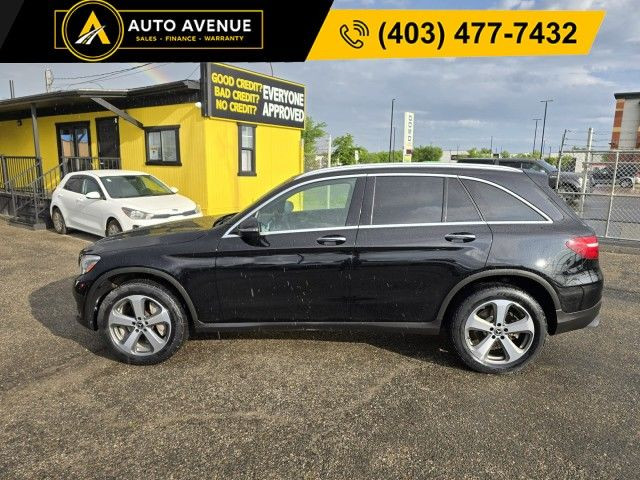 2019 Mercedes-Benz GLC GLC 300 - PREMIUM LEATHER HEATED SEATS, H in Cars & Trucks in Calgary - Image 2