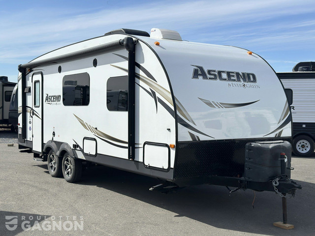 2015 Ascend 231 RBK Roulotte de voyage in Travel Trailers & Campers in Laval / North Shore