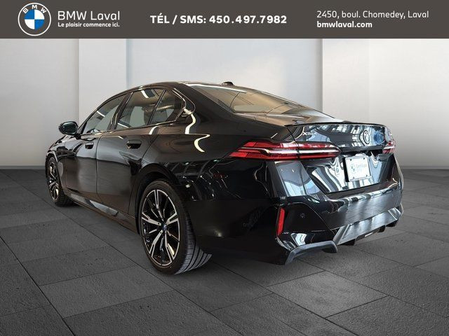 2025 BMW 5 Series 550e xDrive | Gr. De Luxe Essentiel | Accès in Cars & Trucks in Laval / North Shore - Image 4