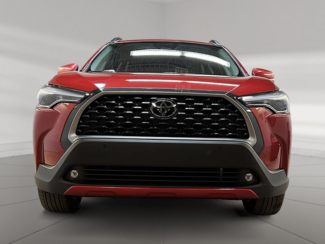 2023 Toyota Corolla Cross XLE CUIR TOIT in Cars & Trucks in Laval / North Shore - Image 2