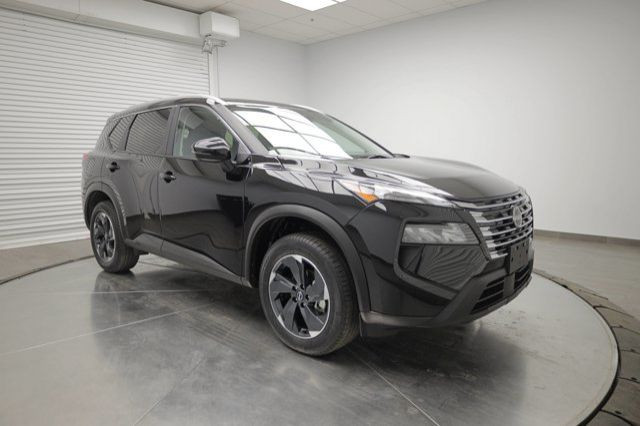 2024 Nissan Rogue SV Moonroof in Cars & Trucks in Calgary