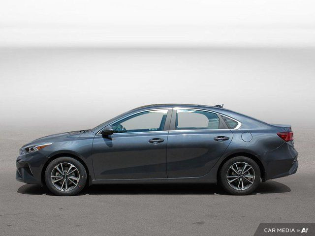 2023 Kia Forte Ex | Heated Steering Wheel | Cpo | Lane Keep in Cars & Trucks in Hamilton - Image 2
