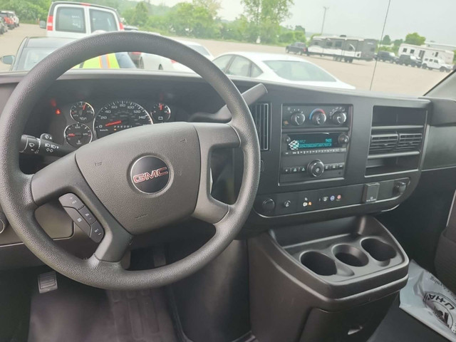 2023 GMC Savana 2500 Work Van 2500/V6/POWER GROUP/AC/BOARDS/U... in Cars & Trucks in Belleville - Image 2