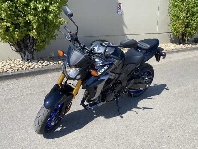 2022 SUZUKI GSX-S 750 (FINANCING AVAILABLE) in Touring in Strathcona County - Image 2