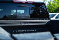 // ACCIDENT FREE!! // // SINGLE OWNER! // - Ultimate - Rear camera mirror - Heads up display - Power... (image 8)